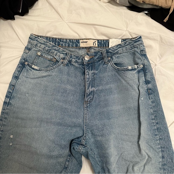 Distressed mom jeans - Picture 4 of 4